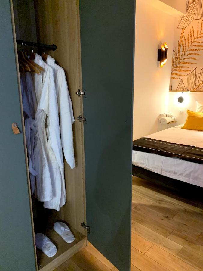 Апартаменты Luxe Et Calme En Hyper Centre - La Cour Des Bois Лион Экстерьер фото
